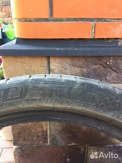 Michelin Pilot Sport 4 S 255/35 R21