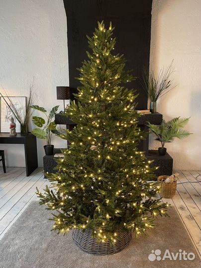 Елка искусственная