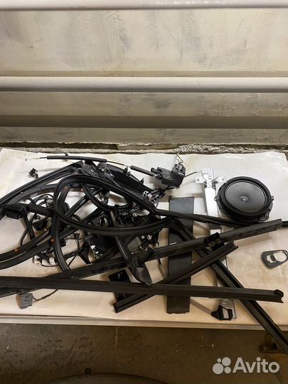 Дверь в разборе