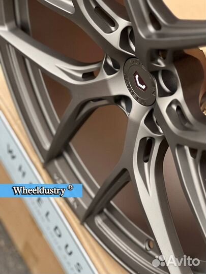 Кованые диски R21 Vossen BMW M5 F90