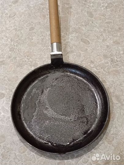 Чугунная сковорода блинная / гриль