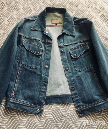 Куртка джинсовая
