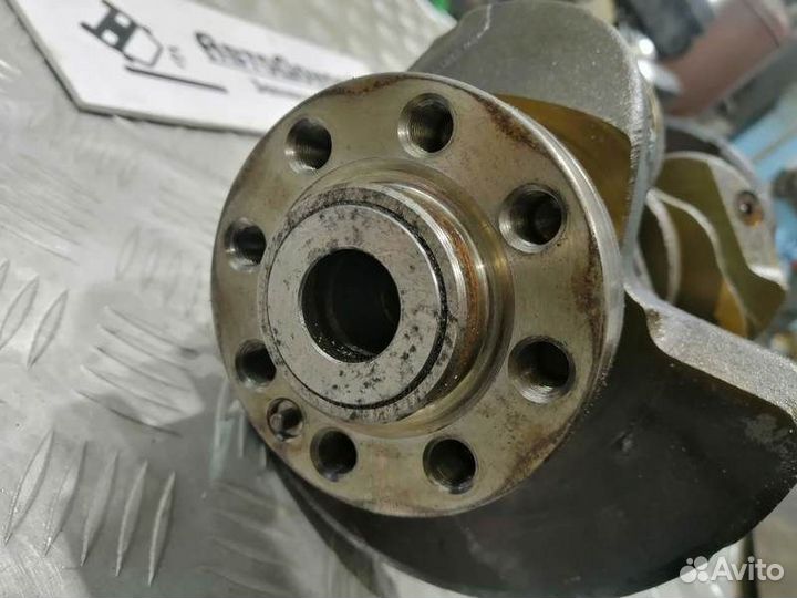 Коленвал VQ35DE 3.5L Nissan номинал