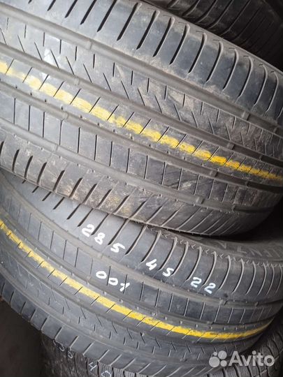 Bridgestone Alenza 001 285/45 R22