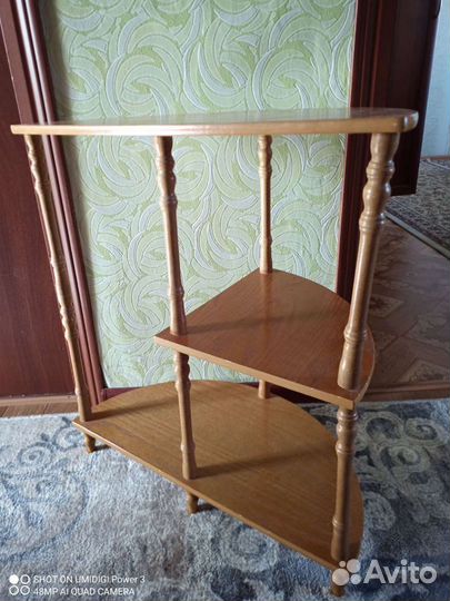 Подставка-столик