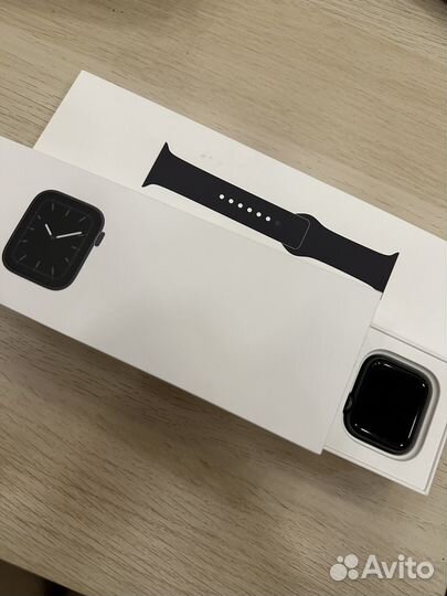 Часы apple watch 5 44 mm