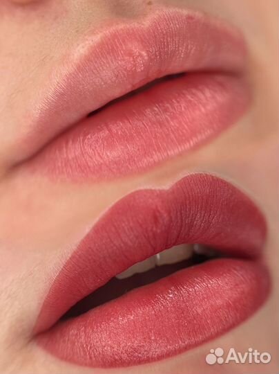 Перманентный макияж губ/бровей