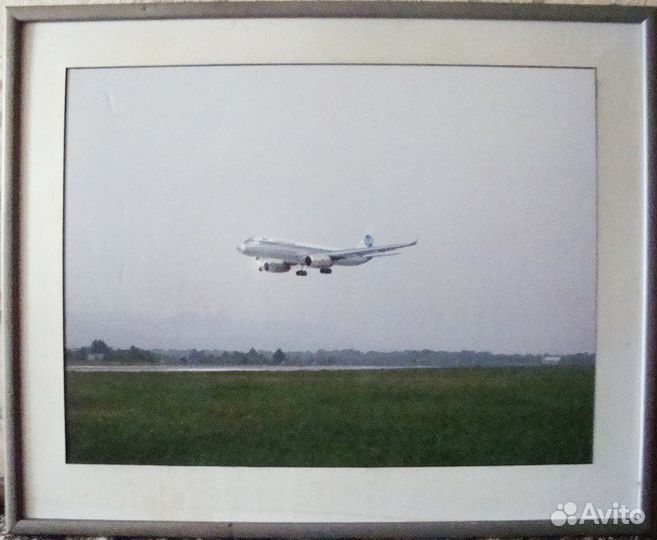 Картина с самолётом