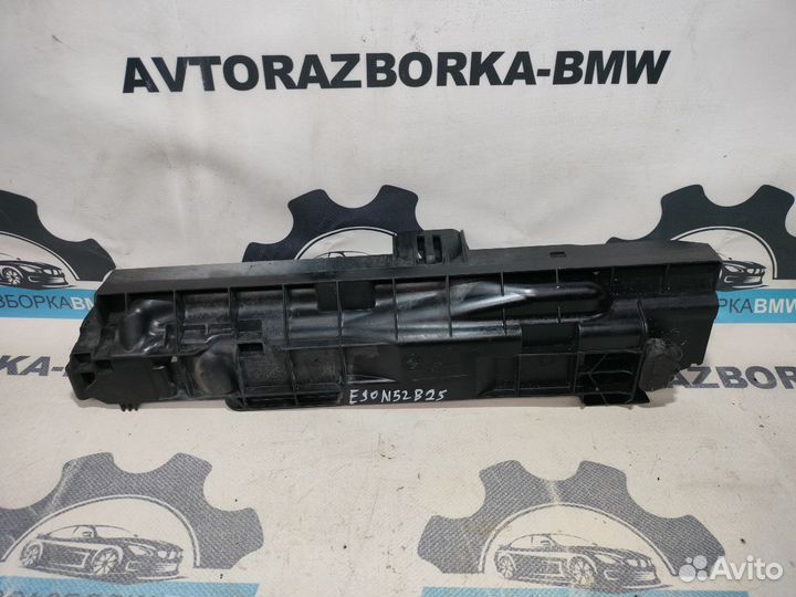Кронштейн радиатора правый BMW 3-серия E90