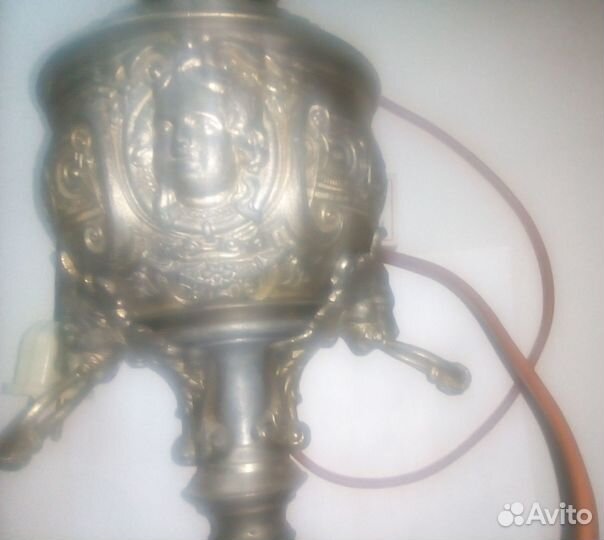 Лампа настольная