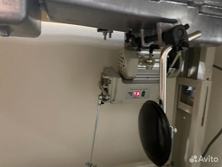 Швейная машинка промышленная