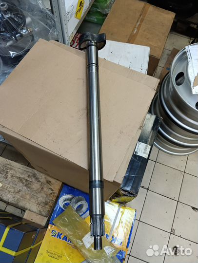 Вал тормозной левый 696мм BPW