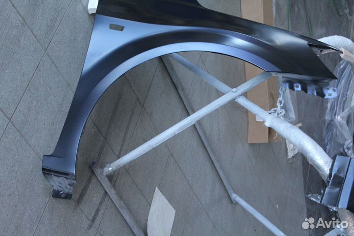 Крыло переднее правое Шевроле Авео Т 300