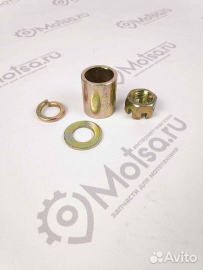 Ось переднего колеса с гайкой и втулкой трицикл LF