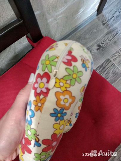 Подушка для путешествий