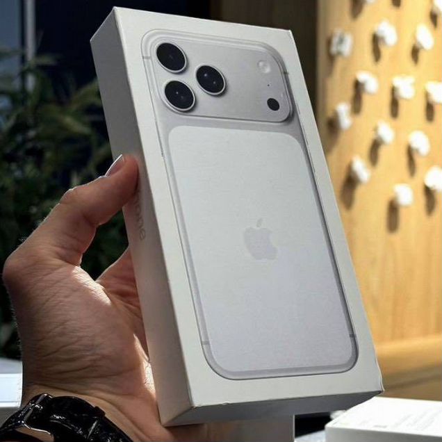 iPhone 17 Pro Max, 1 ТБ, SIM + eSIM