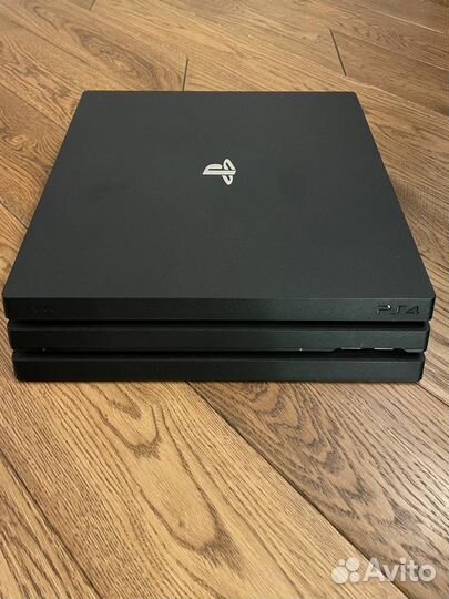 Sony ps4 pro + 4x DualShock + 24 игры