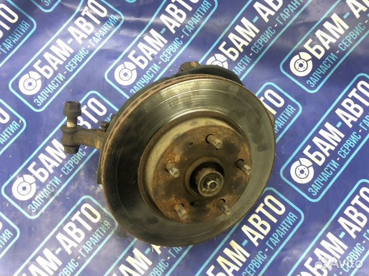 Кулак поворотный передний правый Toyota Corolla