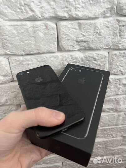 iPhone 7, 32 ГБ
