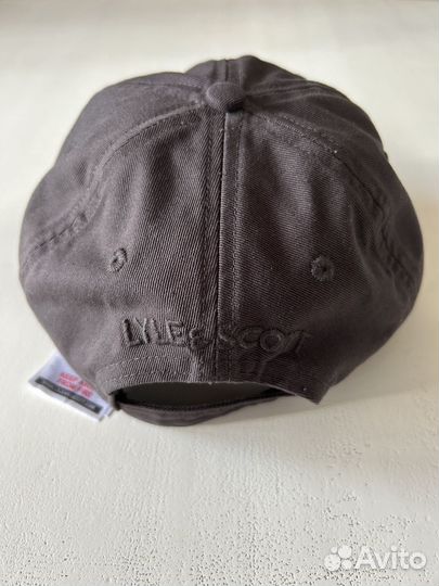 Бейсболка Llyle and scott