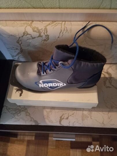 Лыжные ботинки классические