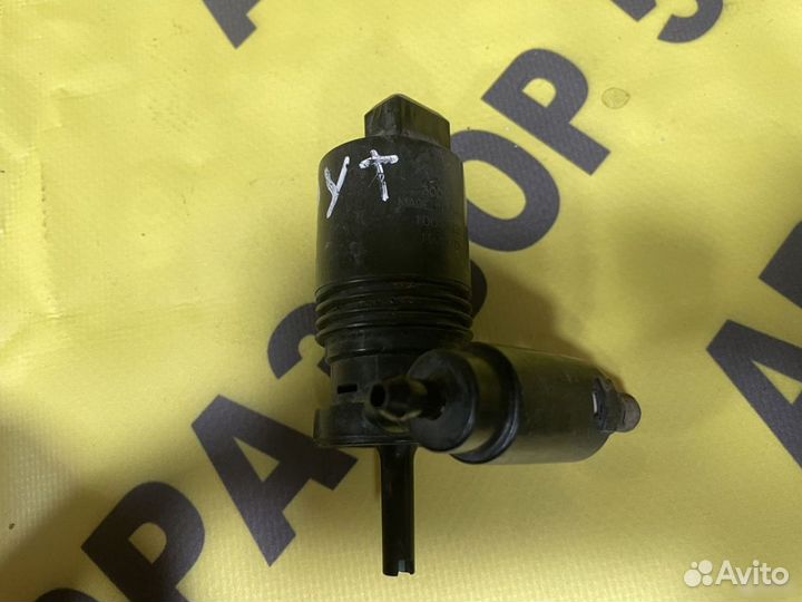 Насос омывателя Nissan Note