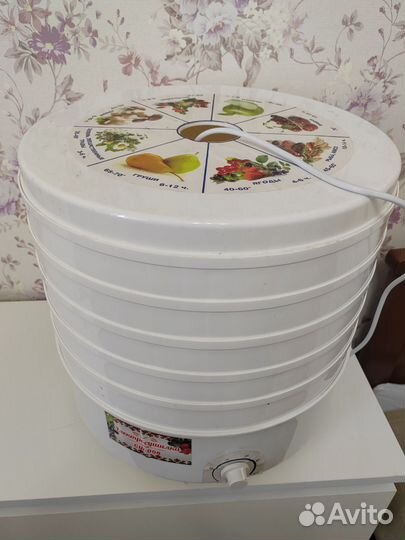 Электросушилка для овощей и фруктов