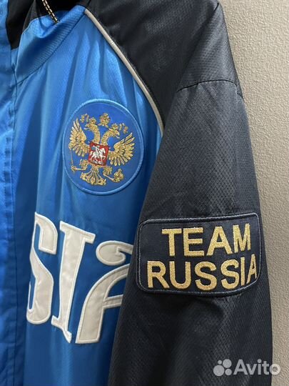 Ветровка forward