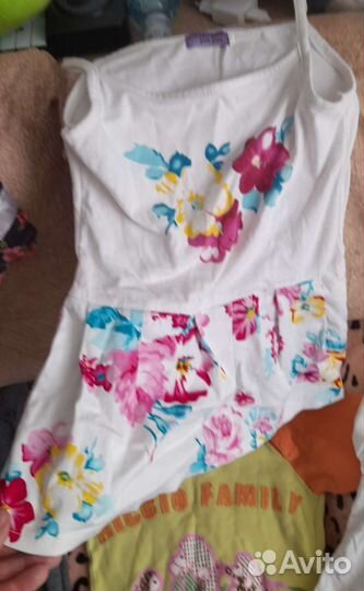 Вещи пакетом на девочку 104-110 торг