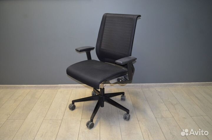 Кресло офисное Steelcase Think, Германия