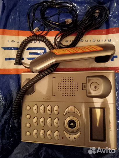 Стационарный телефон
