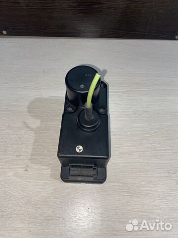 Вакуумный блок управления замка passat b3