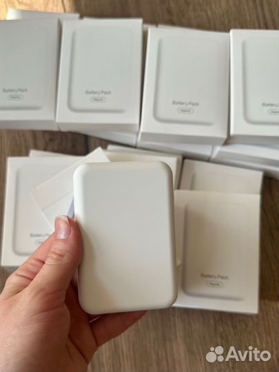 Magsafe battery pack