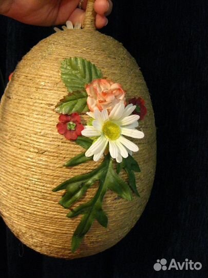 Декоративный улей с пчелами