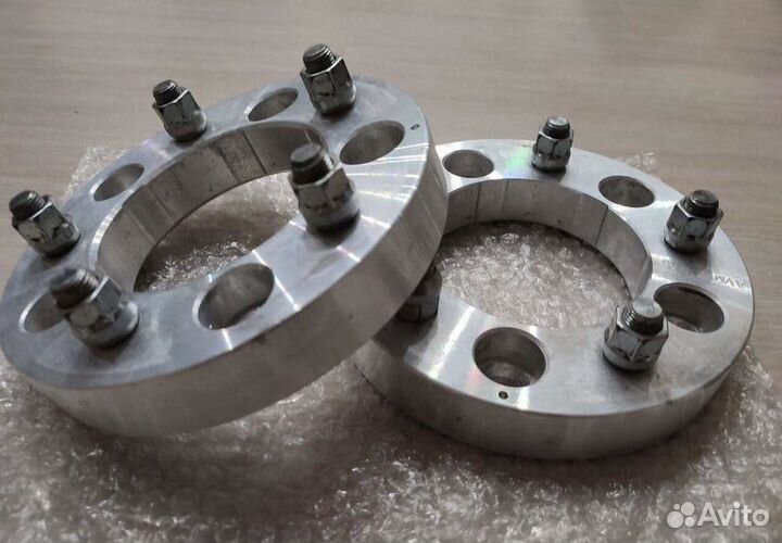 Проставки на авто AVM