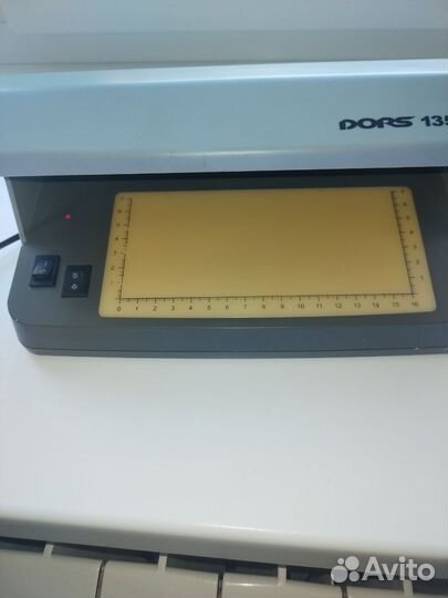 Детектор банкнот dors 135