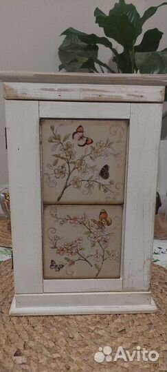 Ключница настенная