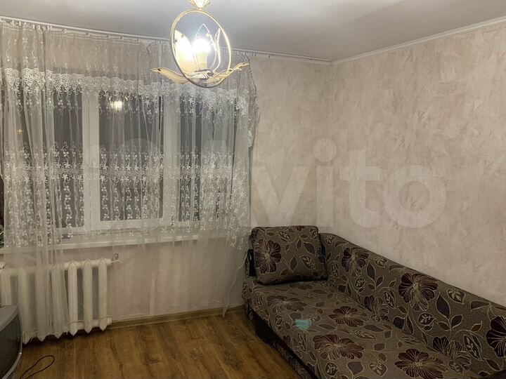 Комната 15 м² в 9-к., 4/5 эт.