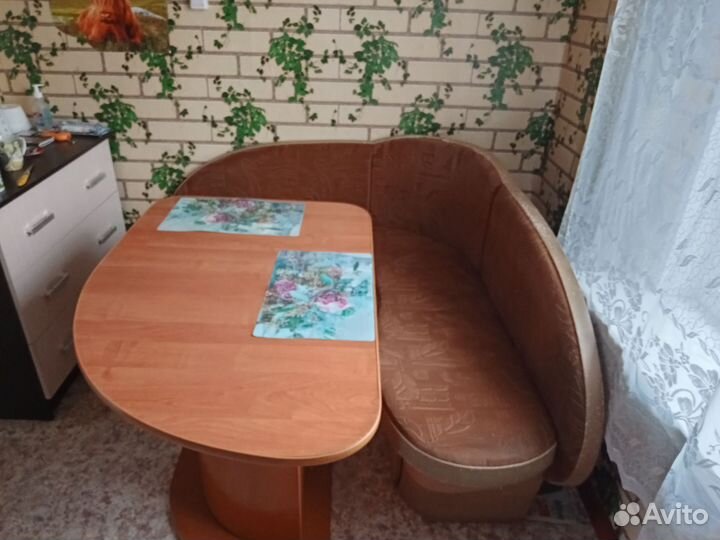 Кухонный уголок