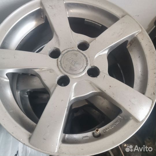 Литые диски r15