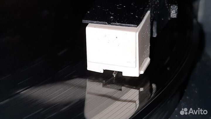 Проигрыватель винила Pioneer PL-990