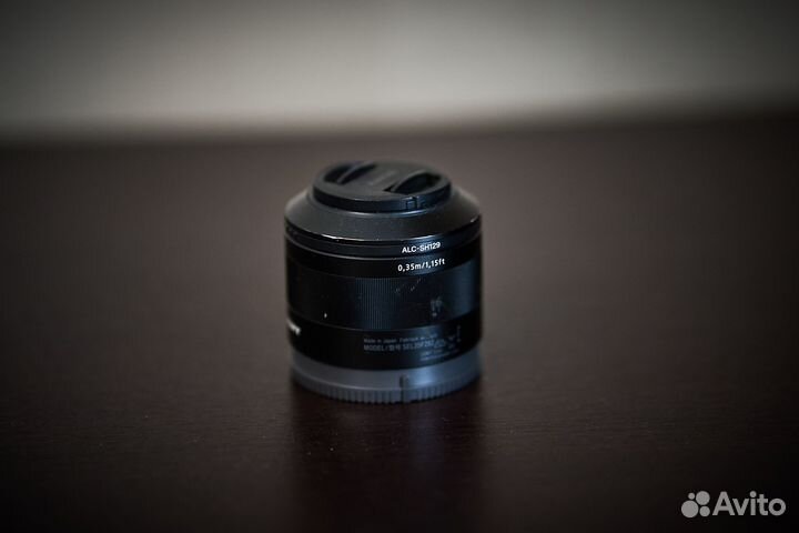 Объектив Sony Carl Zeiss Sonnar FE 35mm f/2.8 ZA