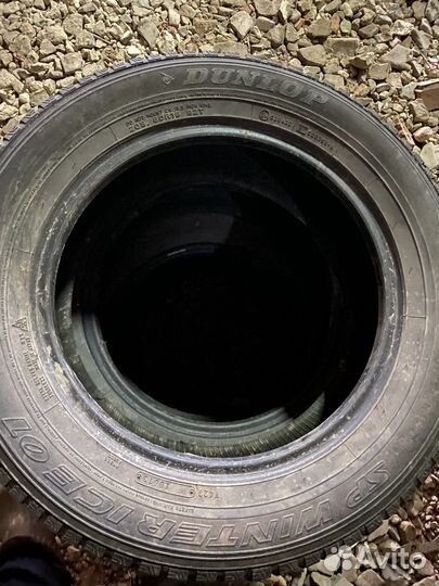 Dunlop SP Winter Ice 01 205/60 R16