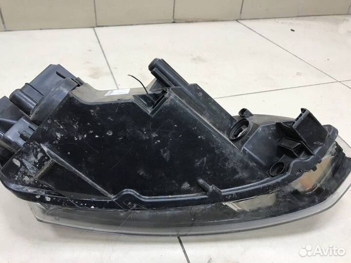 Фара левая Volkswagen Polo