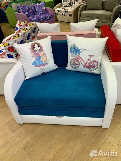 Диван мультик