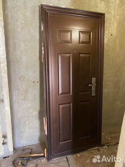 Дверь входная металлическая