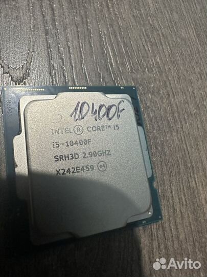 Процессор Intel Core i5 10400F