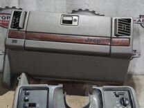 Пластиковые элементы салона Jeep Grand Cherokee ZJ
