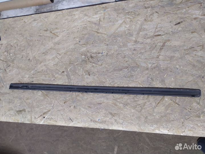 Молдинг двери Skoda Octavia Tour 1U4853515C01C