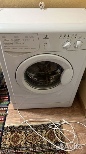 Стиральная машина indesit